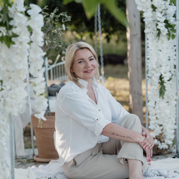 Messenger_creation_2398435F-B8CE-4AA5-A78B-C5419D76F78A – Justyna Krawiec